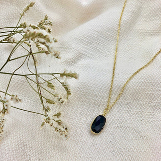 Black Quartz Pendant Necklace - A Roese Boutique