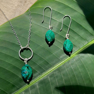 Chrysocolla Circle Necklace - A Roese Boutique