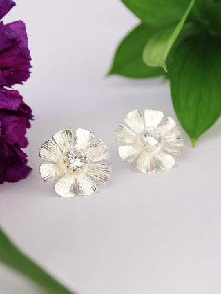 Daisy Statement Stud Earrings - A Roese Boutique