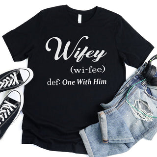 Hubby & Wifey Definition Couple T-shirt - A Roese Boutique