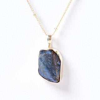 Labradorite Raw Crystal Necklace by Tiny Rituals - A Roese Boutique