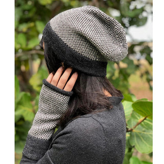 Midnight Interwoven Alpaca Beanie - A Roese Boutique