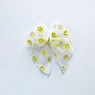 Smile Flocked Elle Bow - A Roese Boutique