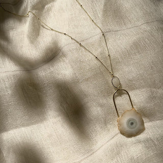 Solar Quartz Eye Necklace - A Roese Boutique