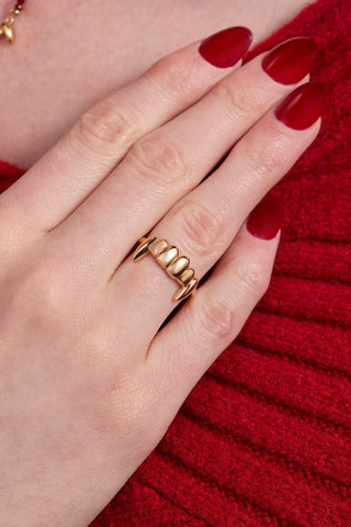 Vampire Teeth Fangs Ring - A Roese Boutique