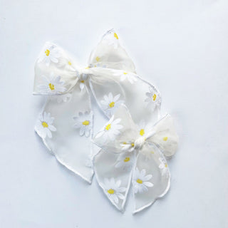 White Daisies Flocked Elle Bow - A Roese Boutique